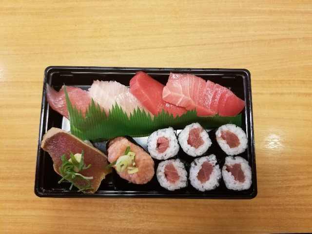 まぐろづくし 並（１人前）